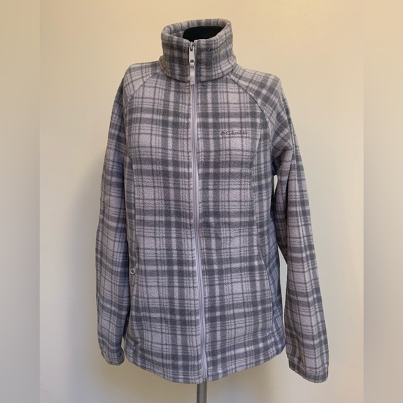 Columbia Sportswear Company Tops - Columbia Full Zip Fleece-Gray Plaid-Zip Close Pockets-Mock Neck-Warm-Large